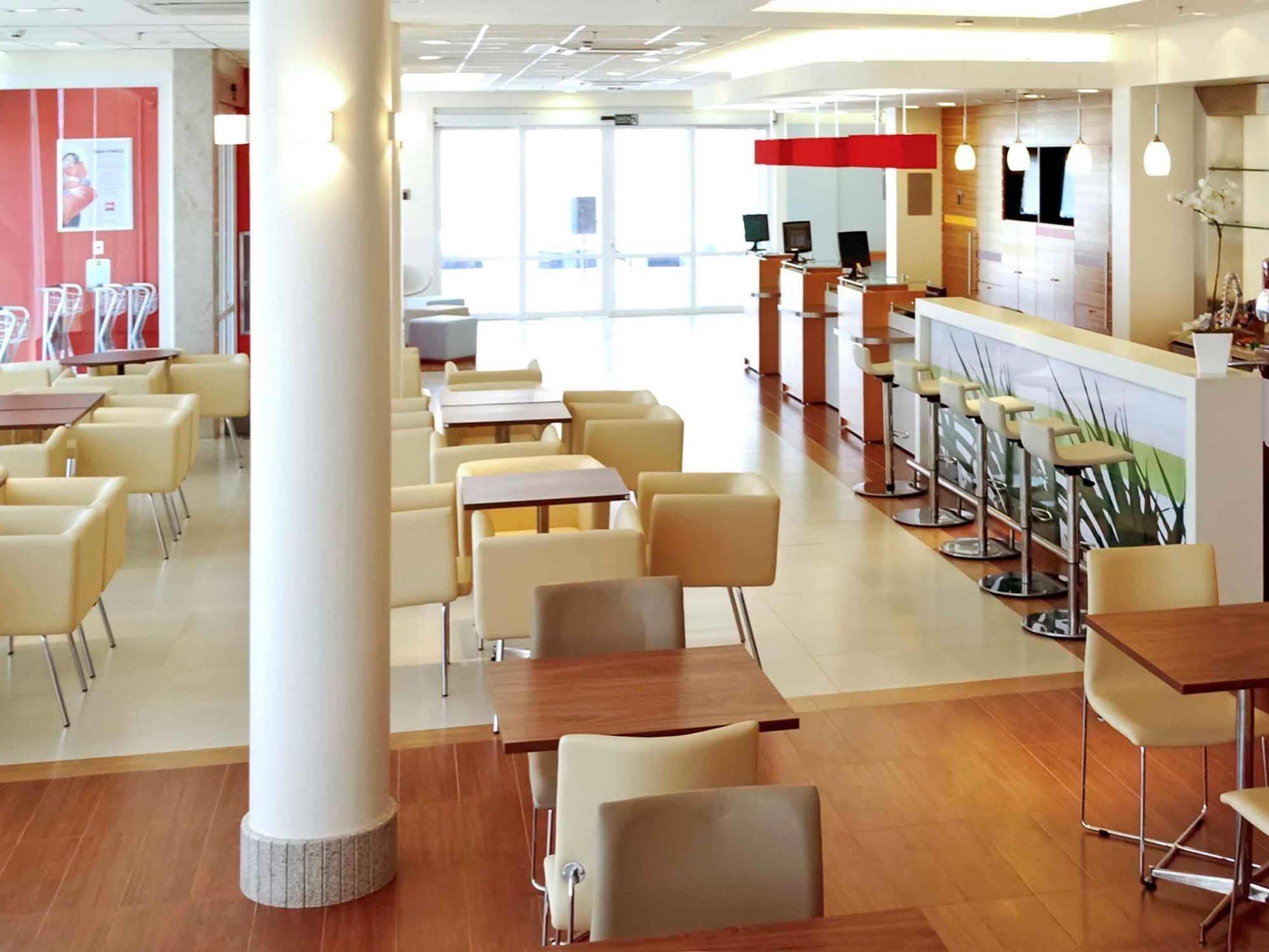 Ibis Itu Plaza Shopping Hotell Restaurang bild